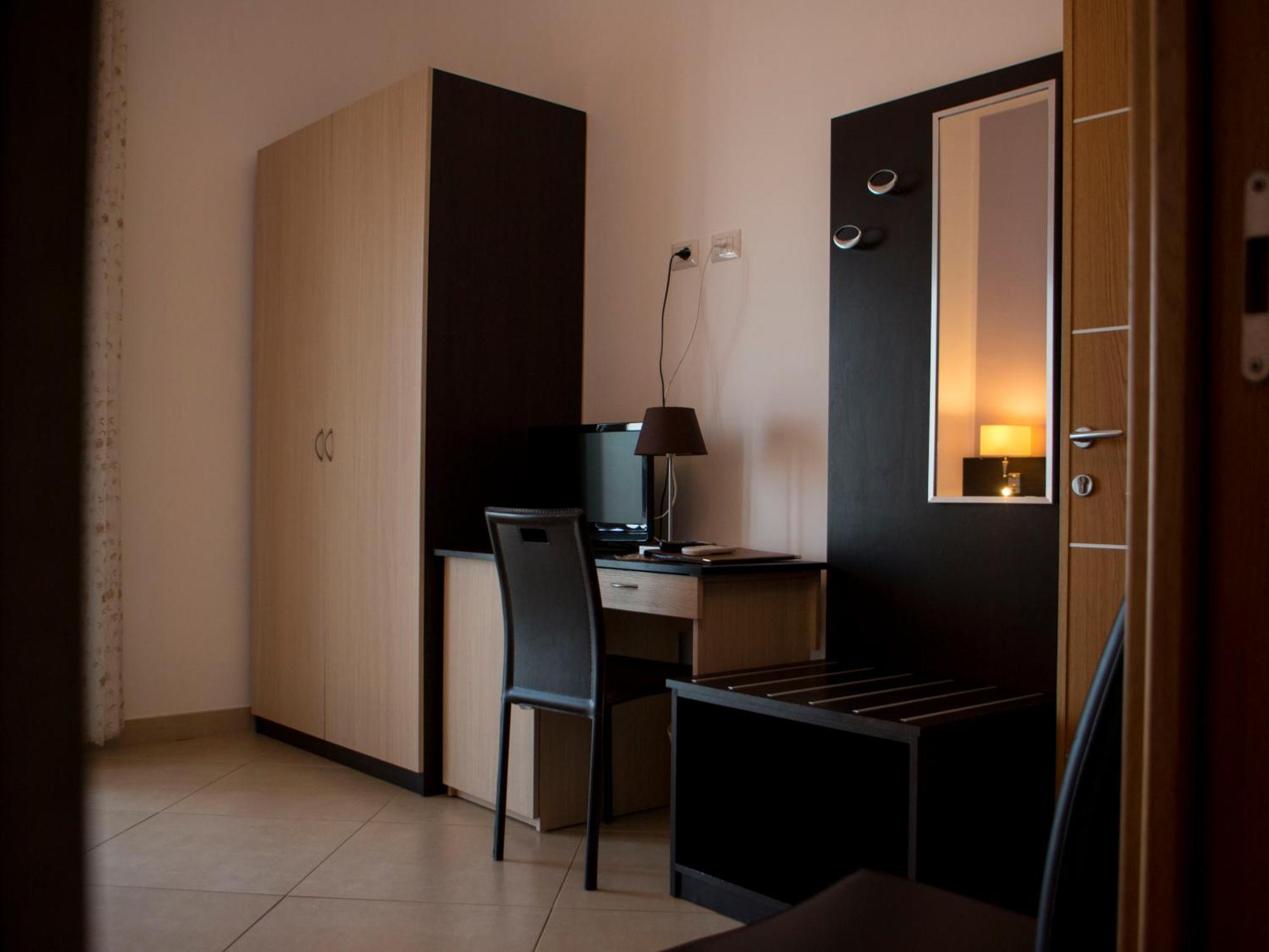Hotel Il Vascello à Porto Cesareo Extérieur photo